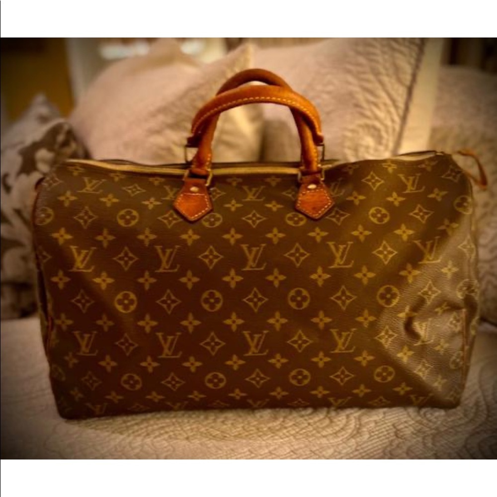 Authentic Louis Vuitton Speedy 40